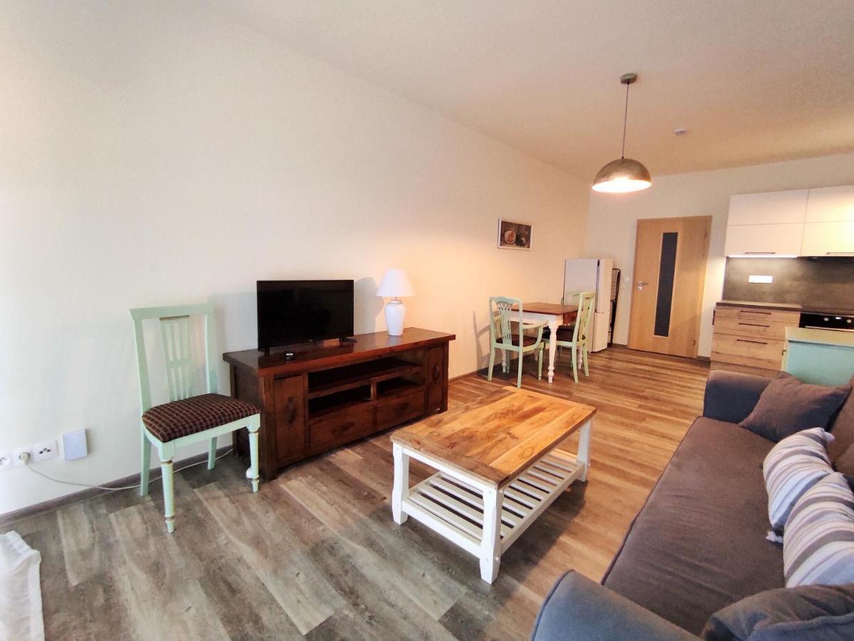 Apartmany Ricky Ii. Buitenkant foto