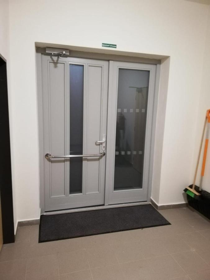 Apartmany Ricky Ii. Buitenkant foto