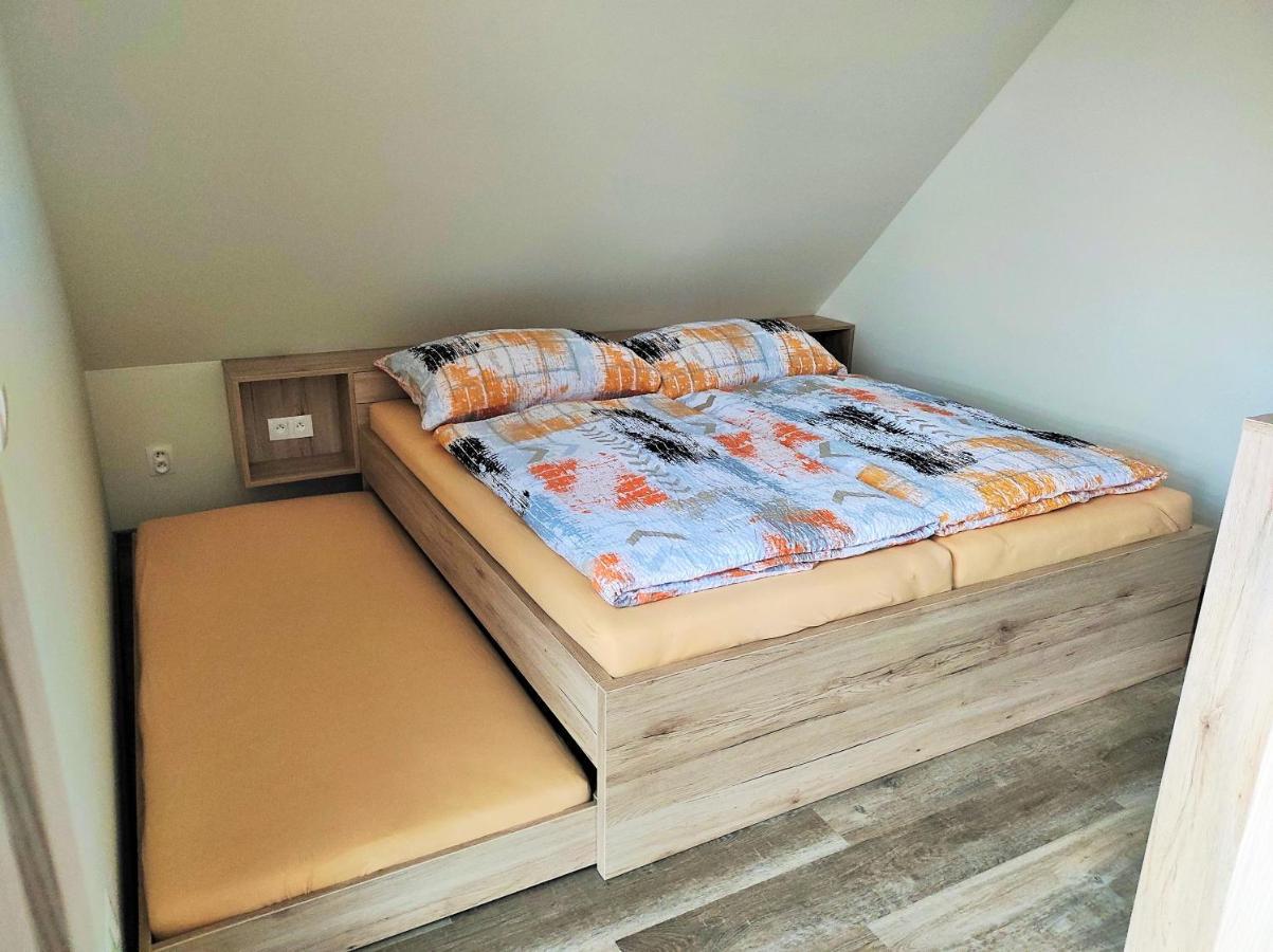 Apartmany Ricky Ii. Buitenkant foto