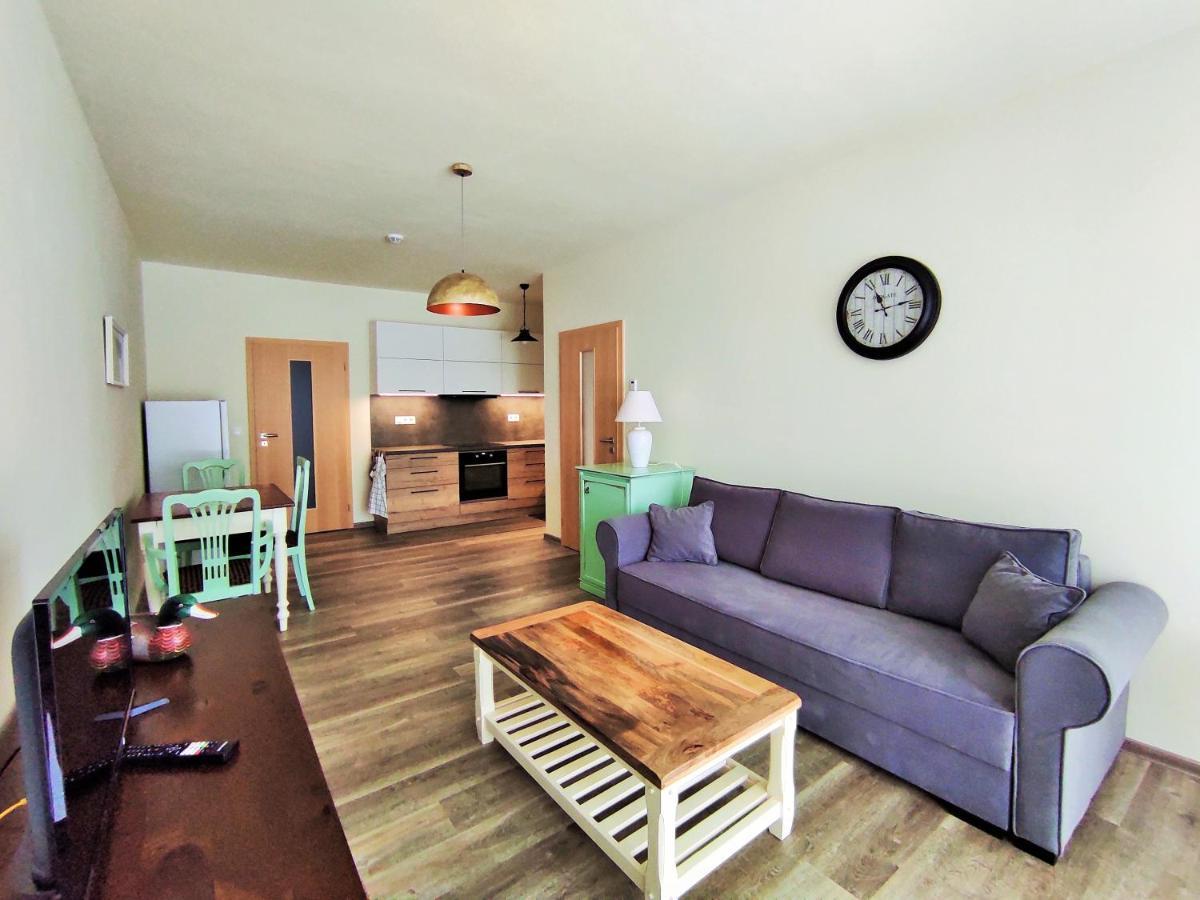 Apartmany Ricky Ii. Buitenkant foto